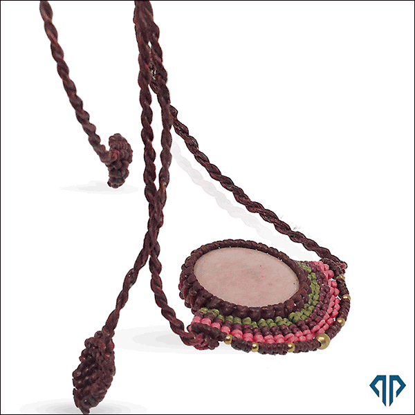 -02-kolie-makrame-petres