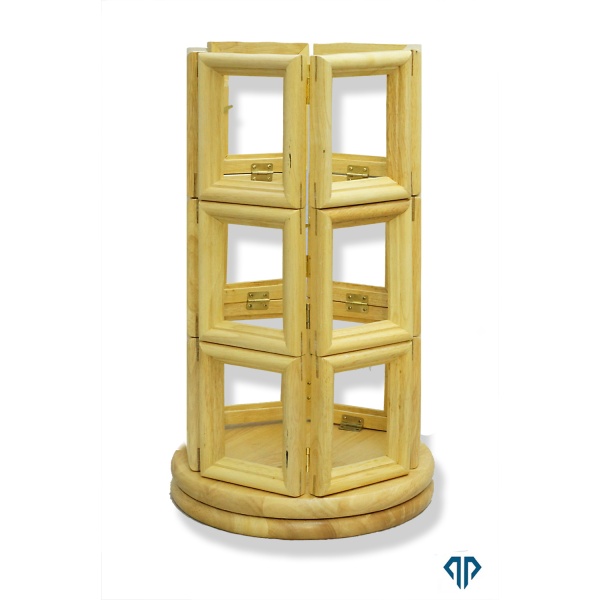 -02-stand_xylina_kosmimatwn