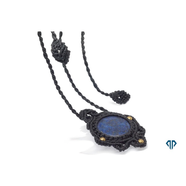 -05-kolie-makrame-petres