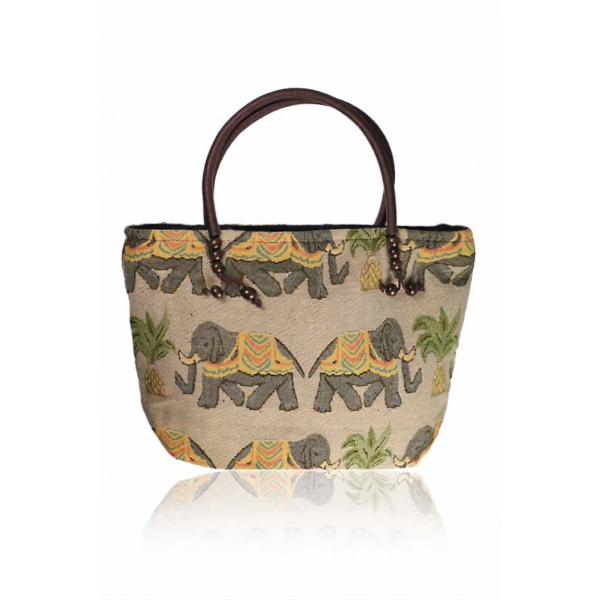 03_tsanta_elephantas